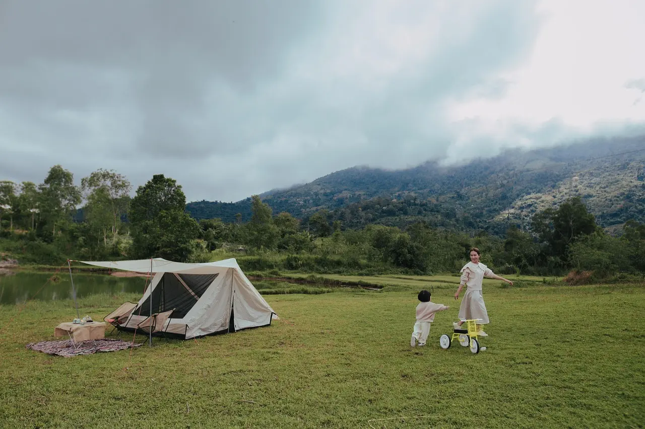 Sæsonens simple familieaktiviteter: Forår, sommer, efterår, vinter